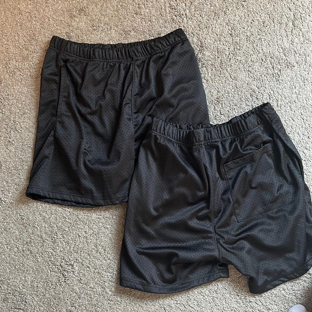 Mnml Basketball shorts